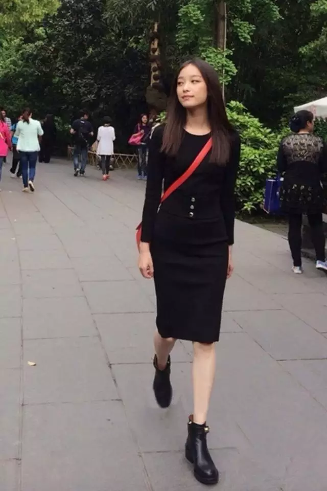 倪妮气质好，不是身材比你性感，而是人家会穿衣！