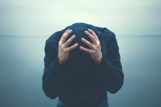 轻度抑郁症的表现对生活有没有影响