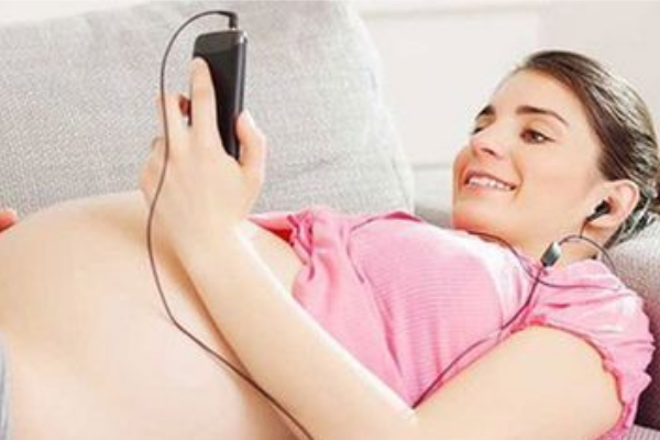 一般孕妇多久可以开始听胎教？