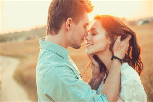 婚姻是什么？什么样的婚姻必须放弃