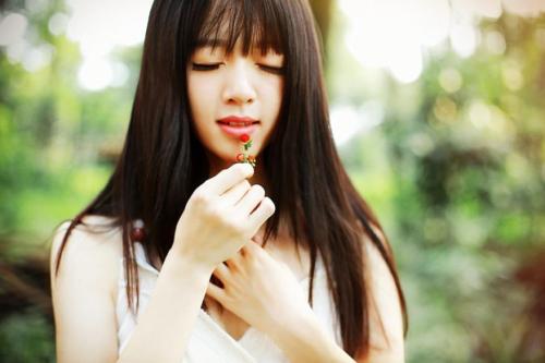 为什么现在包养女大学生屡见不鲜？