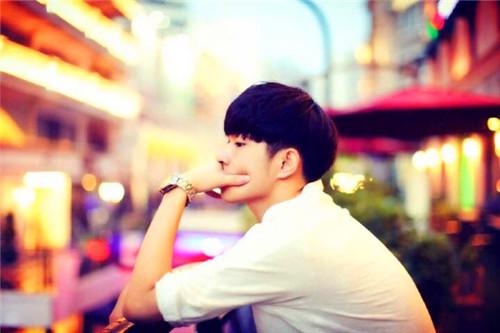 用伤感男生头像代表什么