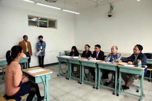 关于研究生面试自我介绍的技巧