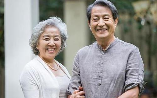 再好的夫妻也要留缝隙！请给你的另一半留点独立空间
