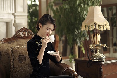 《爱的十个条件》之都市爱情故事
