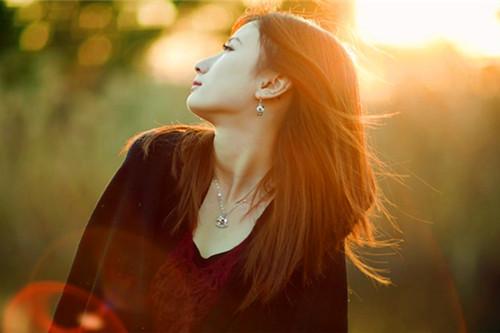 为什么爱得太多的女人反而在婚姻中不容易得到幸福