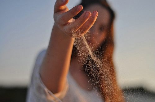 爱情要主动出击，有哪些出奇制胜的招数呢？